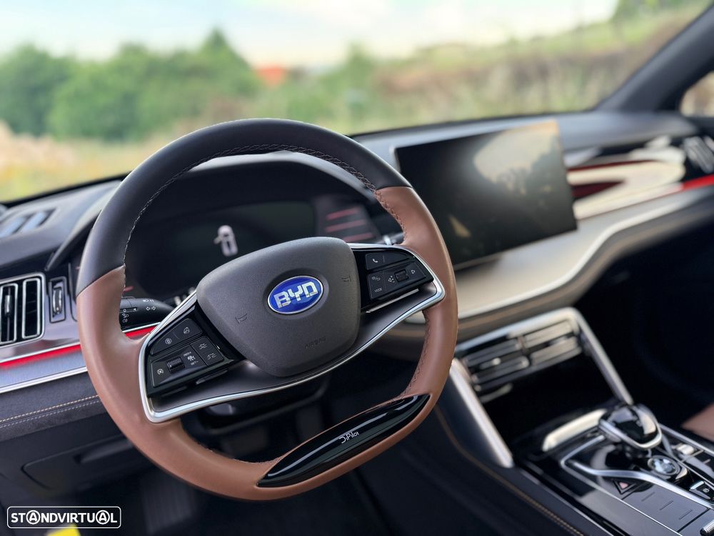 BYD Tang 86.4 kWh AWD Flagship - 22
