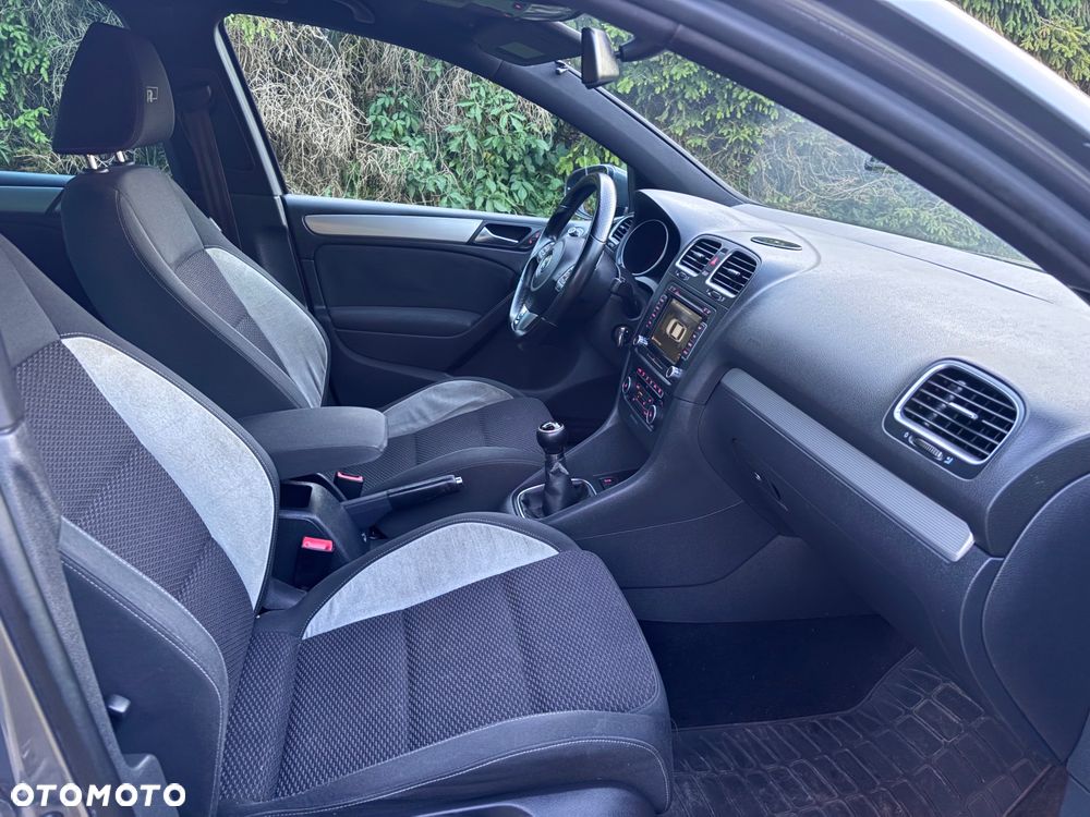 Volkswagen Golf - 18