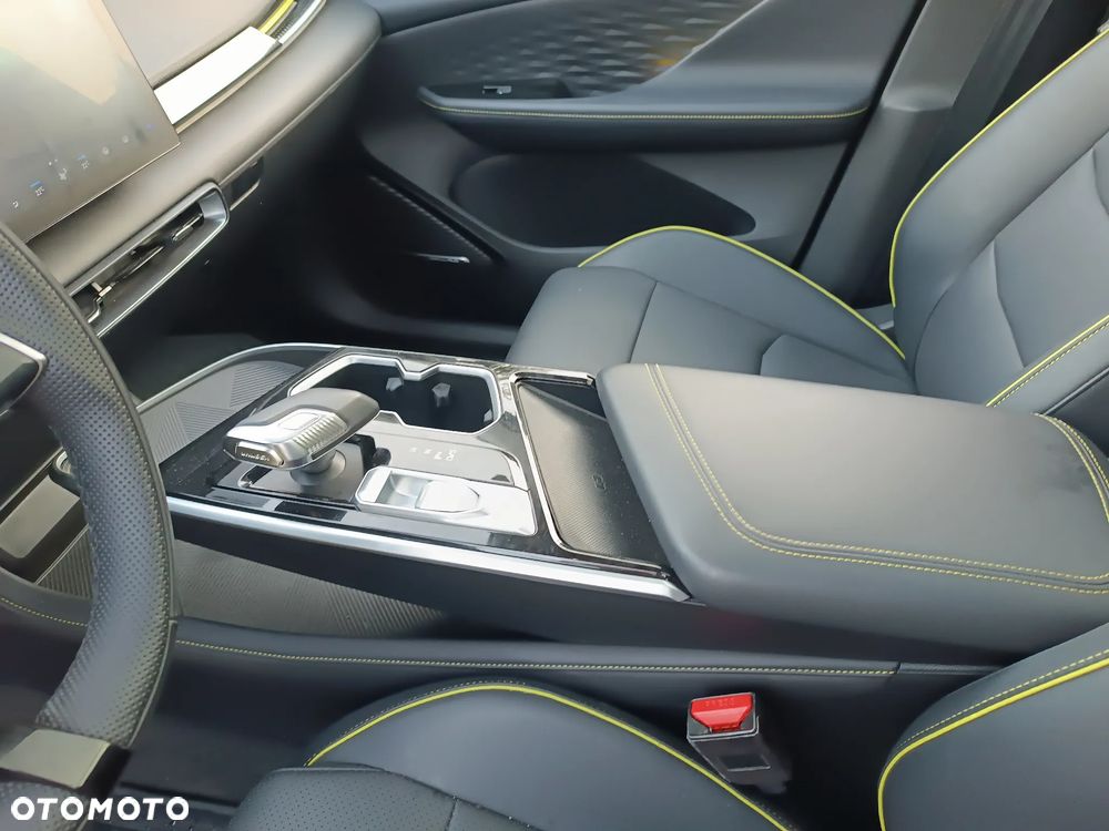BAIC 5 Beijing 1.5T Business DCT - 12