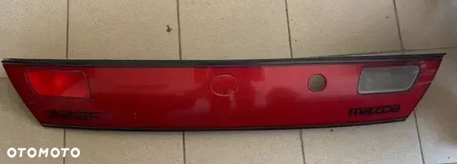 BLENDA KLAPY BAGAŻNIKA MAZDA 323F