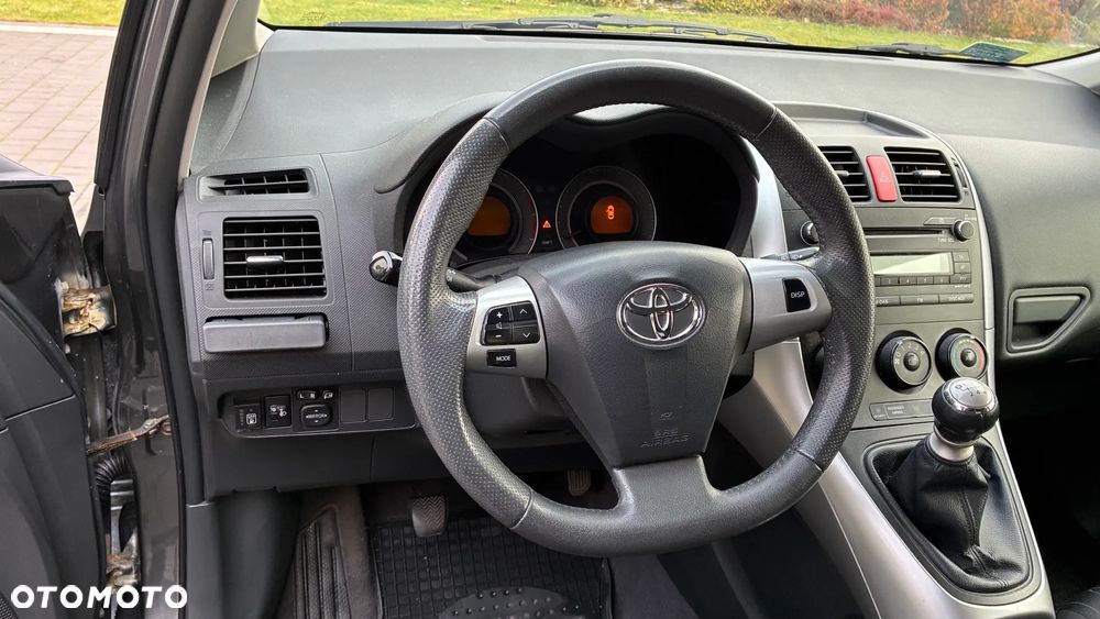 Toyota Auris - 7