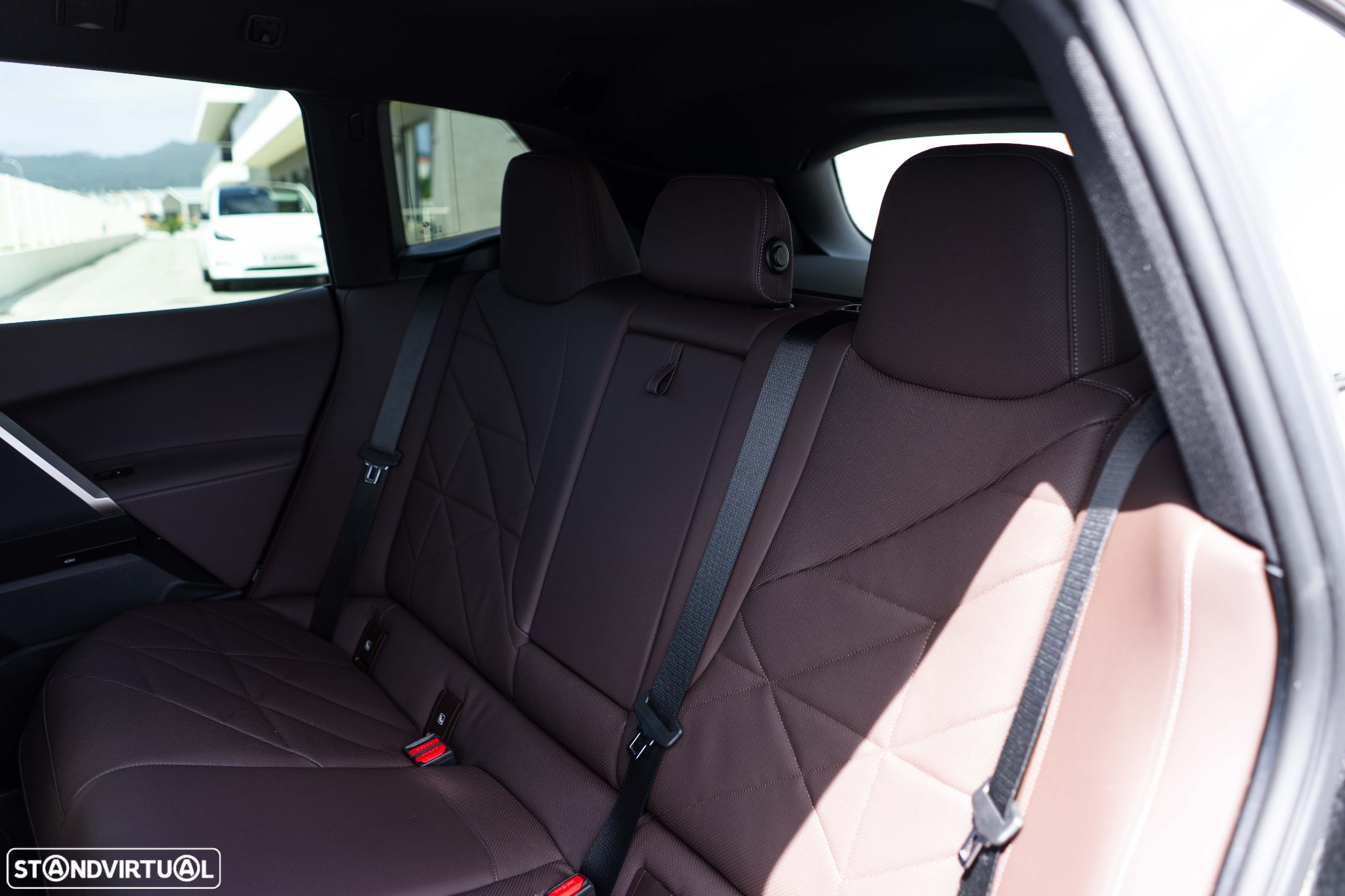 BMW iX xDrive 40 Pack Desportivo - 11