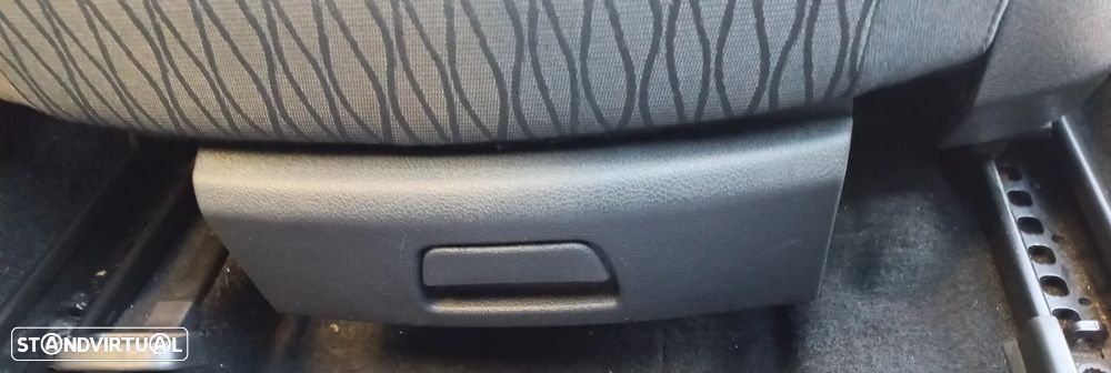 SEAT Leon ST 1.6 TDI Style DSG S/S - 6