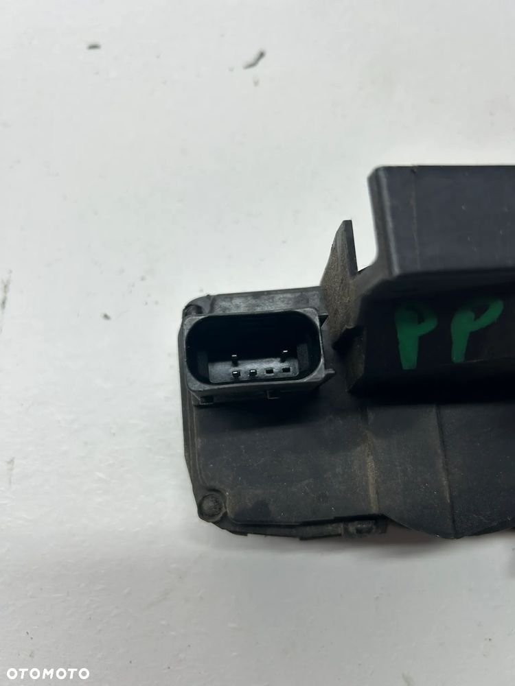 SAAB 93 9-3 zamek 4 PIN prawy przod przedni 2006-2011 12759692 - 2