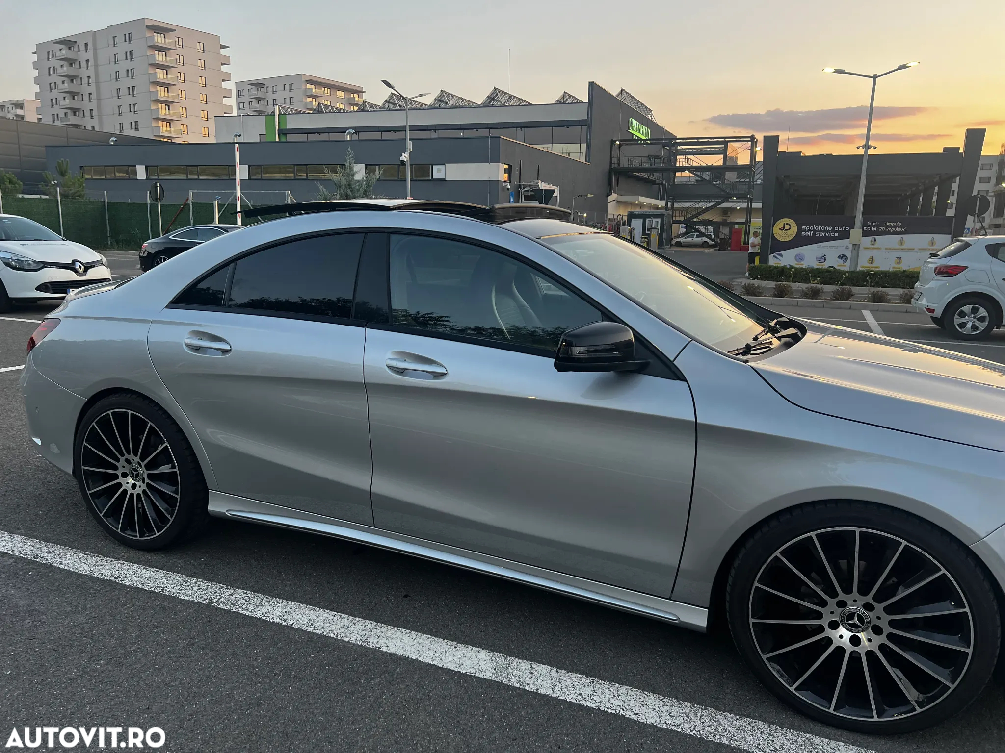 Mercedes-Benz CLA 200 d 7G-DCT AMG Line - 4