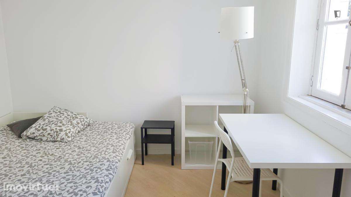 Quarto - localizado em Rio Tinto Porto - Grande imagem: 3/54