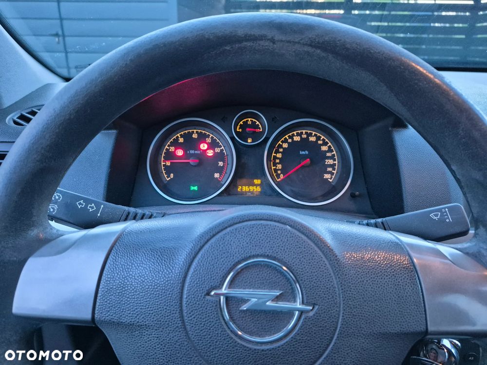 Opel Astra - 8