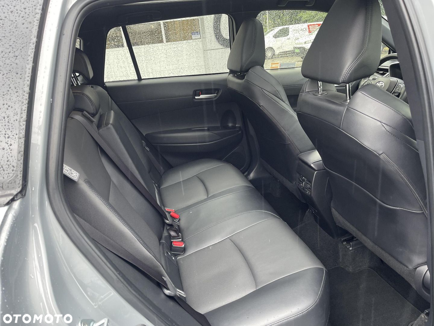 Toyota Corolla Cross - 13