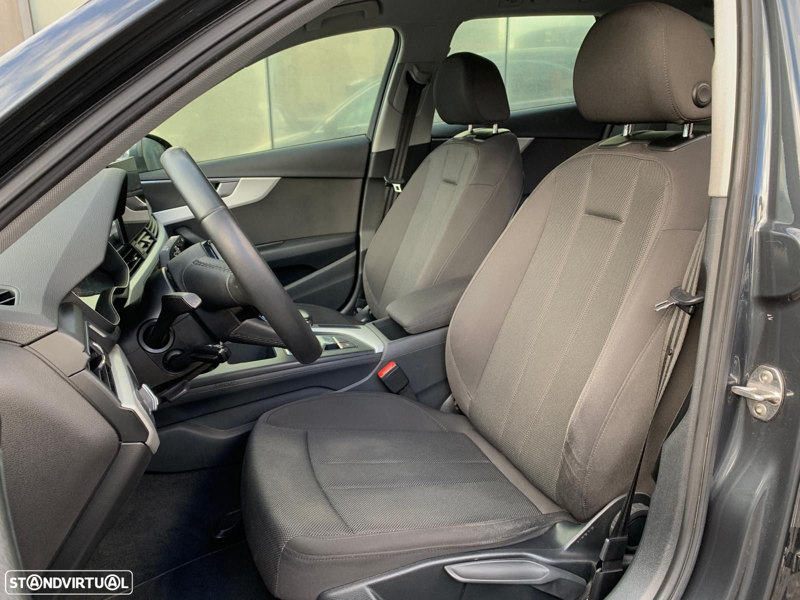 Audi A4 Avant 35 TDI Advanced S tronic - 13