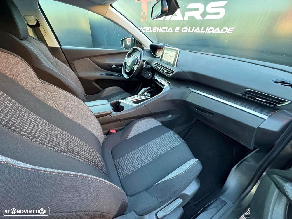 Peugeot 5008 1.5 BlueHDi Allure EAT8 - 13