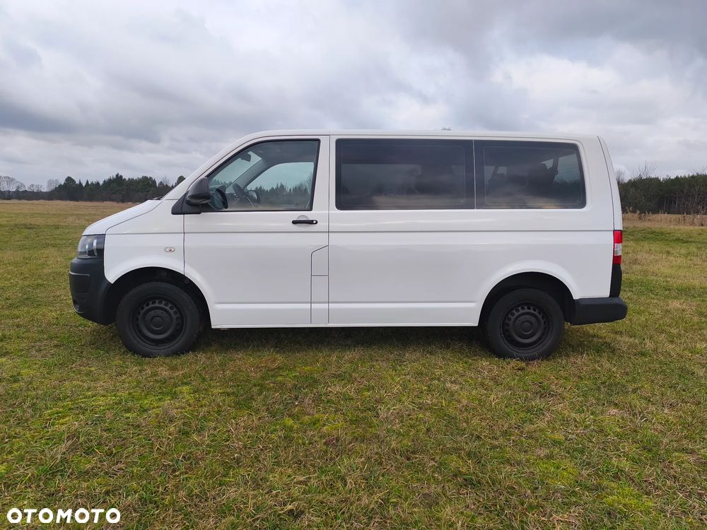 Volkswagen Transporter - 2