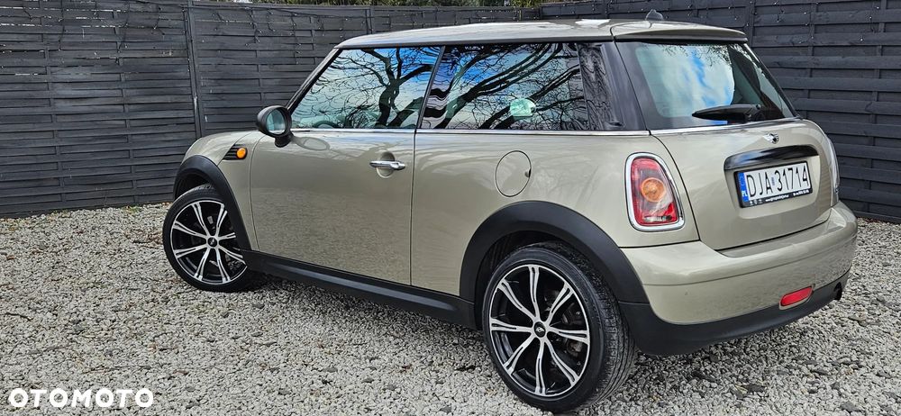 MINI ONE - 27