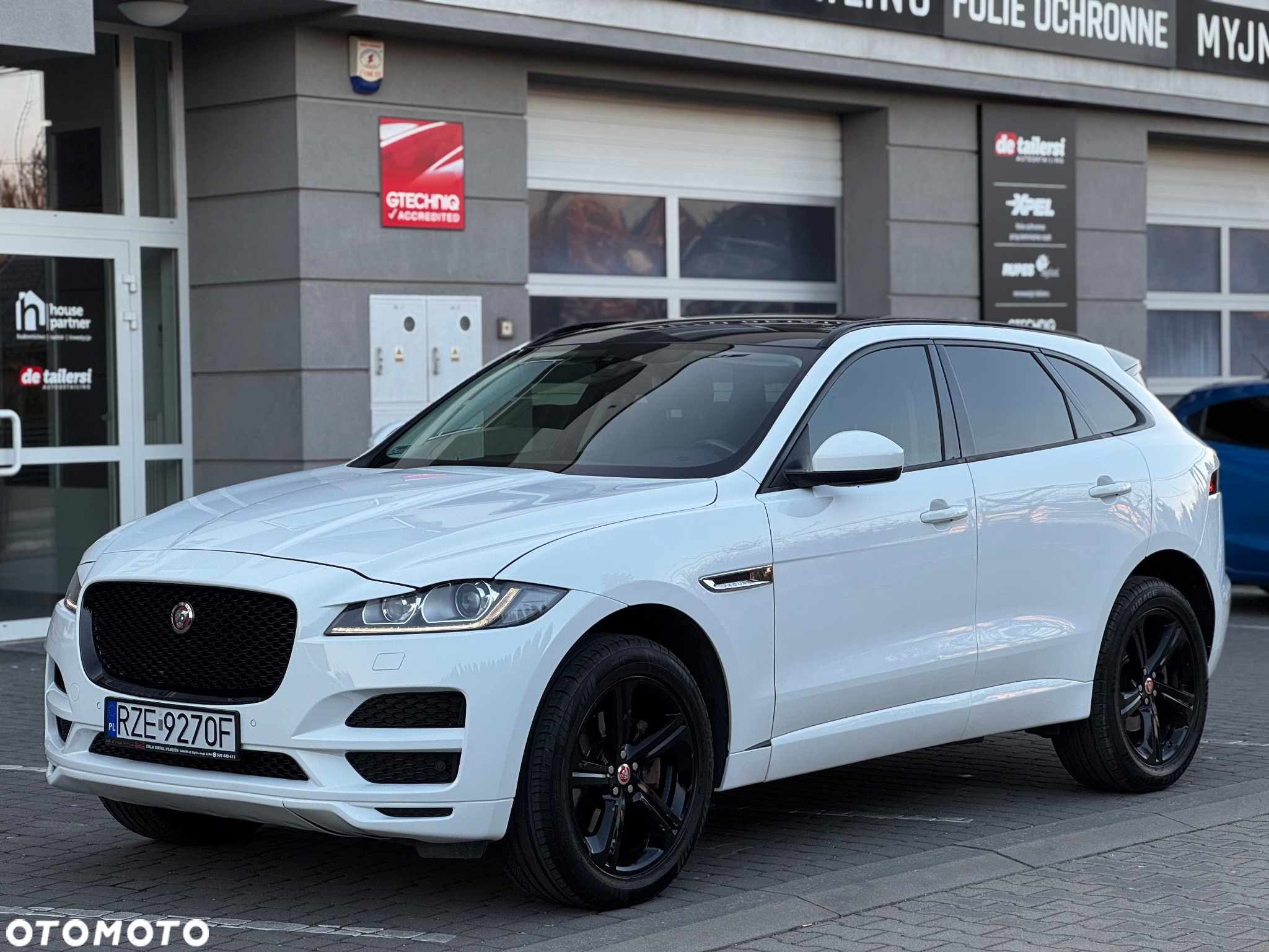 Jaguar F-Pace 3.0 V6 AWD R-Sport - 6