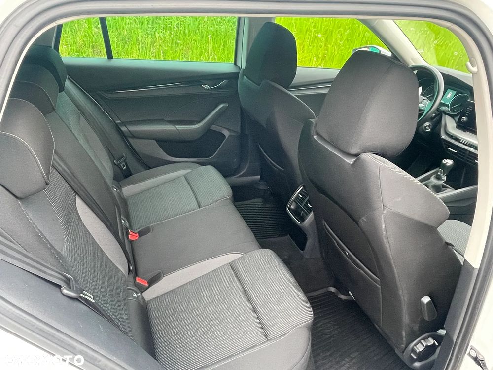 Skoda Octavia 2.0 TDI Ambition - 12
