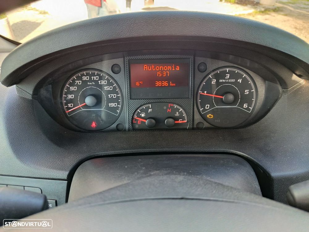 Citroën Jumper 2.2 BlueHDi 35 Heavy L4 - 7