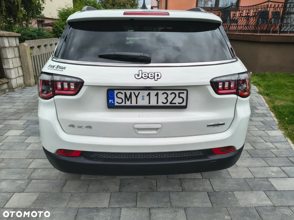 Jeep Compass - 10