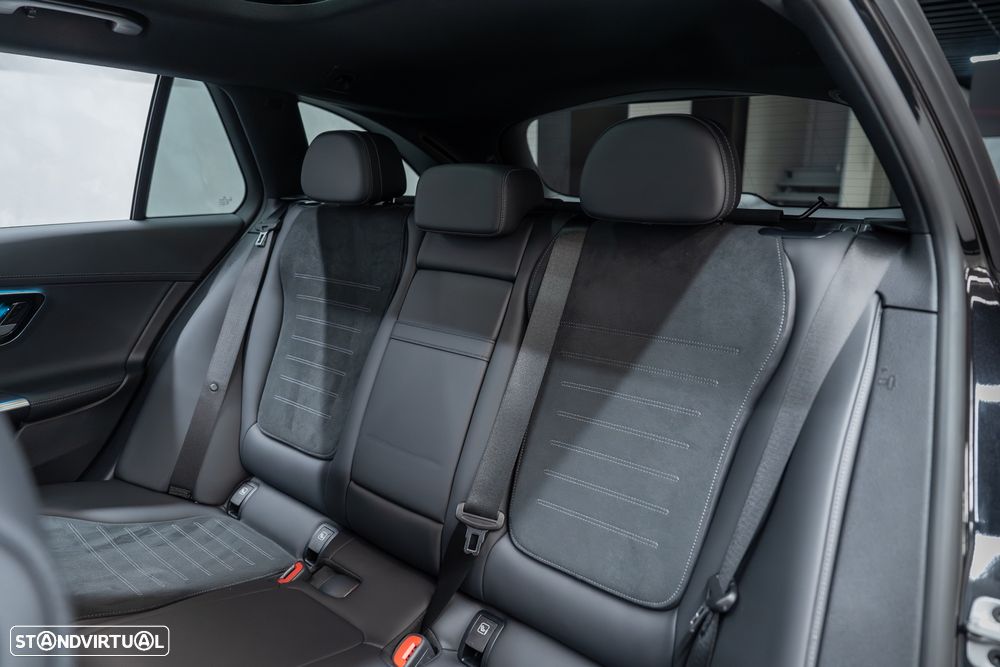 Mercedes-Benz C 300 e AMG Line - 58