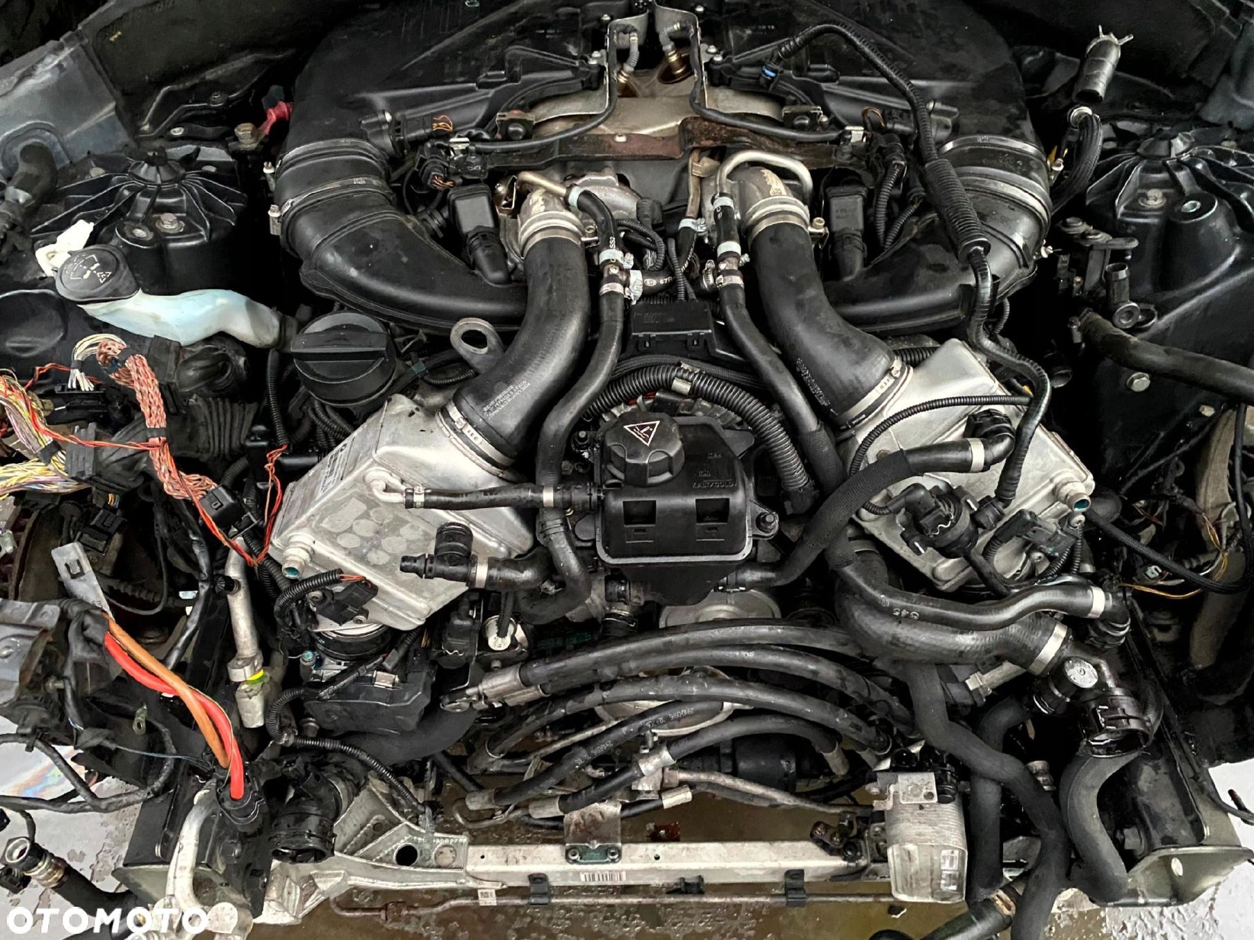 BMW OE N63B44A SILNIK KOMPLETNY 4.4 V8 408KM F07 550i GT NISKI PRZEBIEG - 1