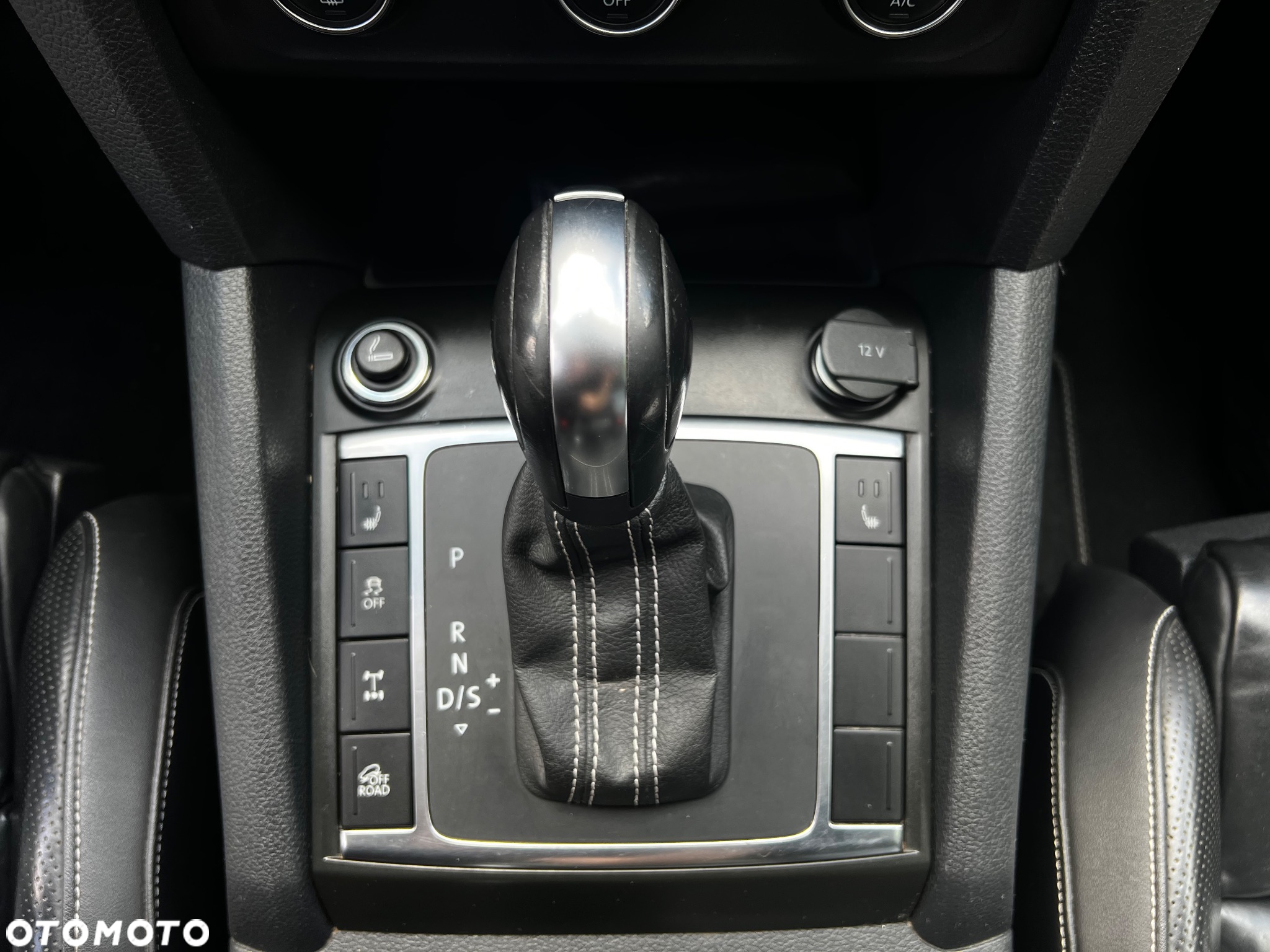 Volkswagen Amarok 3.0 V6 TDI 4Mot Aventura - 27
