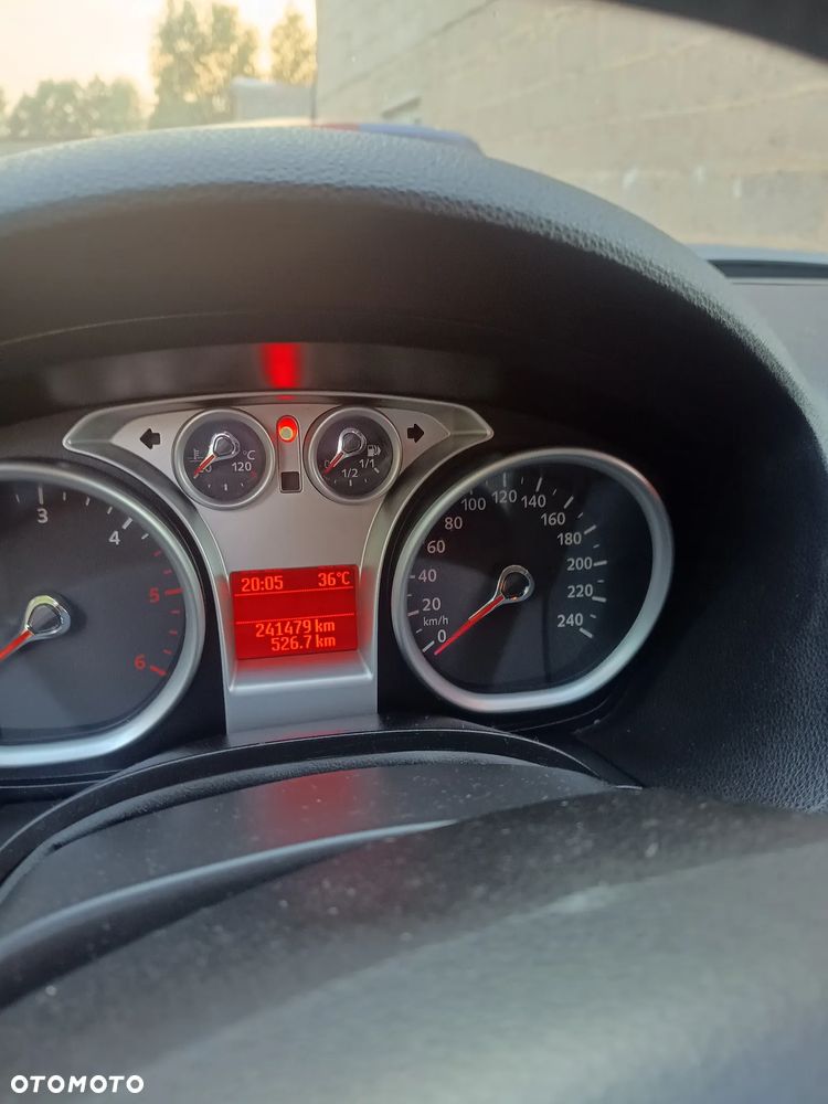 Ford Kuga 2.0 TDCi Trend - 8