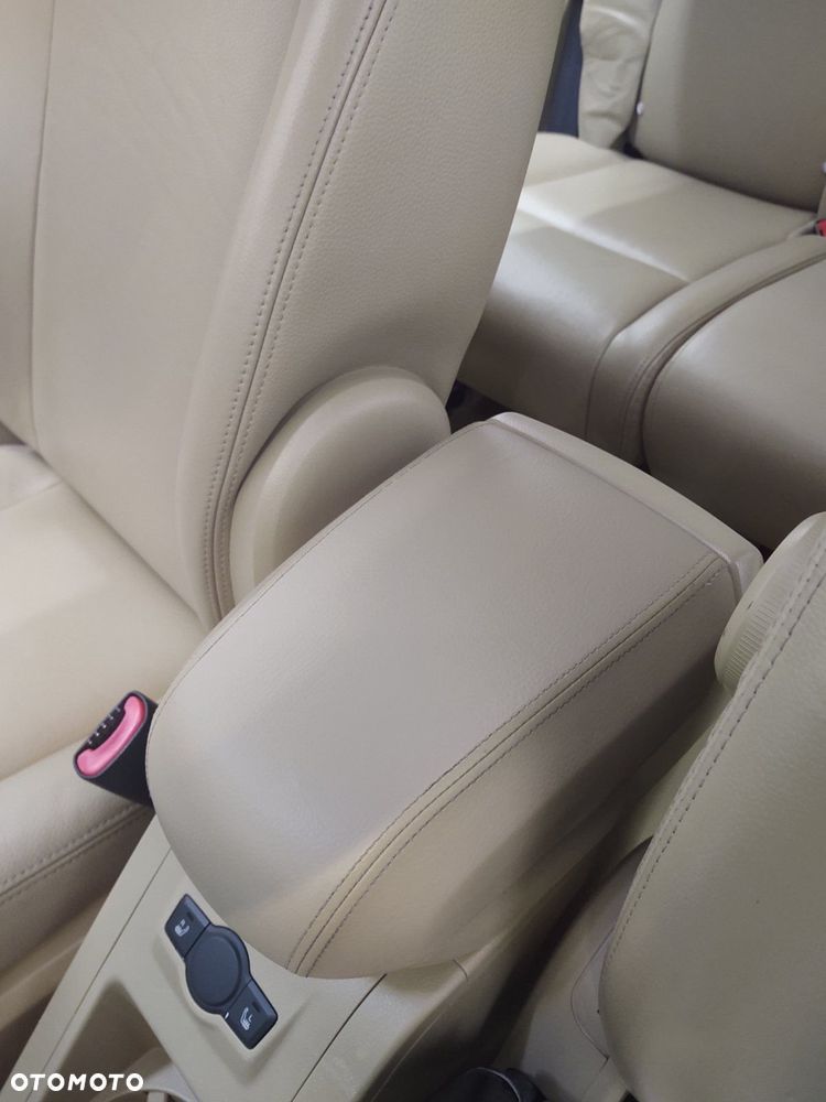 Chevrolet Captiva 2.0 4WD 7 Sitzer Automatik LT - 8