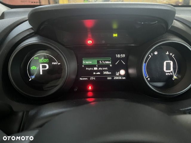 Toyota Yaris - 8