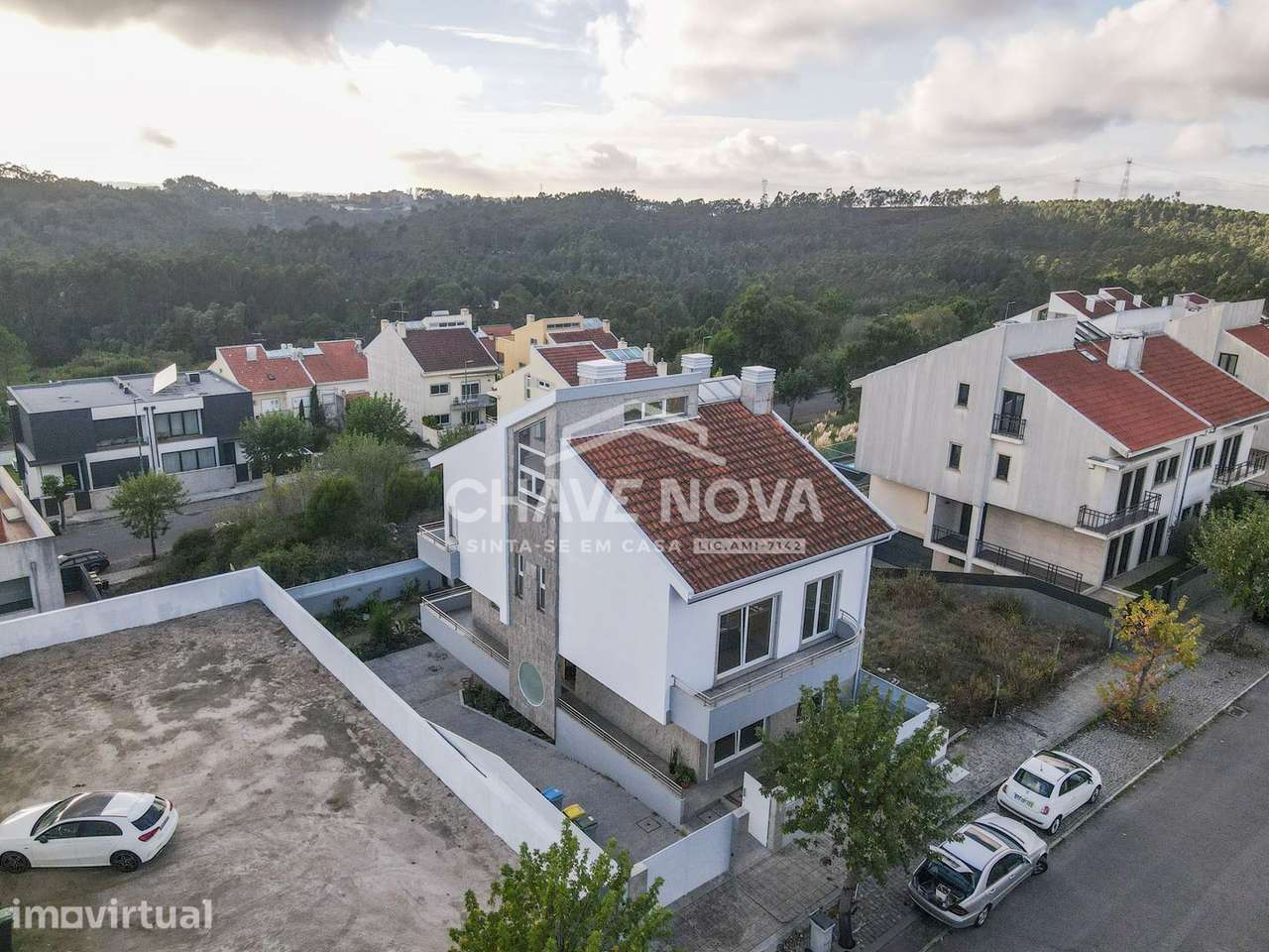 Moradia Isolada T4 em Valongo - Grande imagem: 2/25