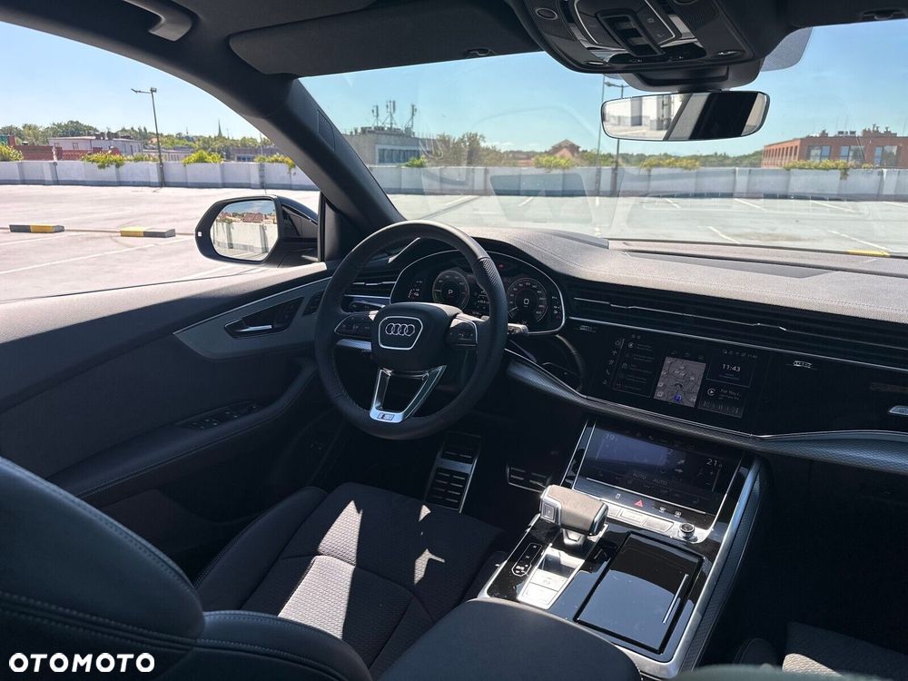 Audi Q8 - 15