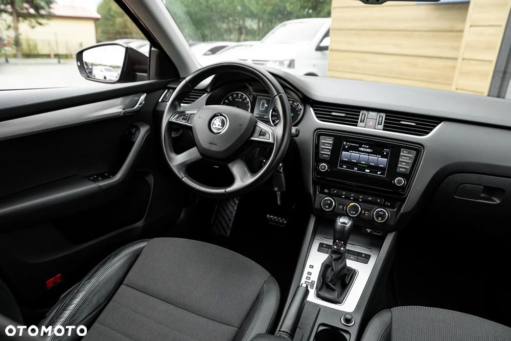 Skoda Octavia 2.0 TDI 4x4 Elegance DSG - 26