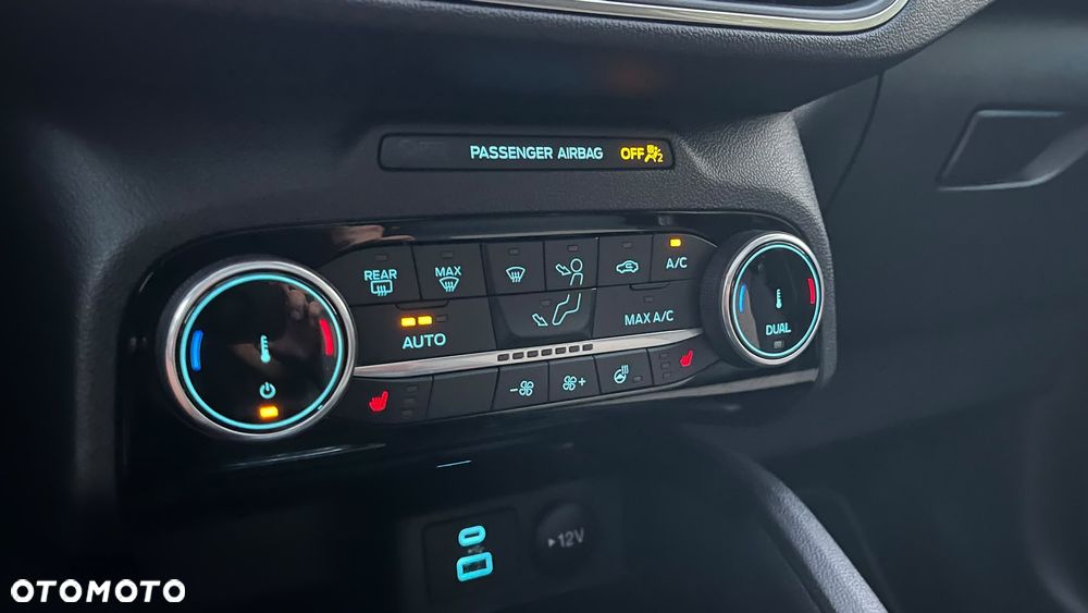 Ford Kuga - 33