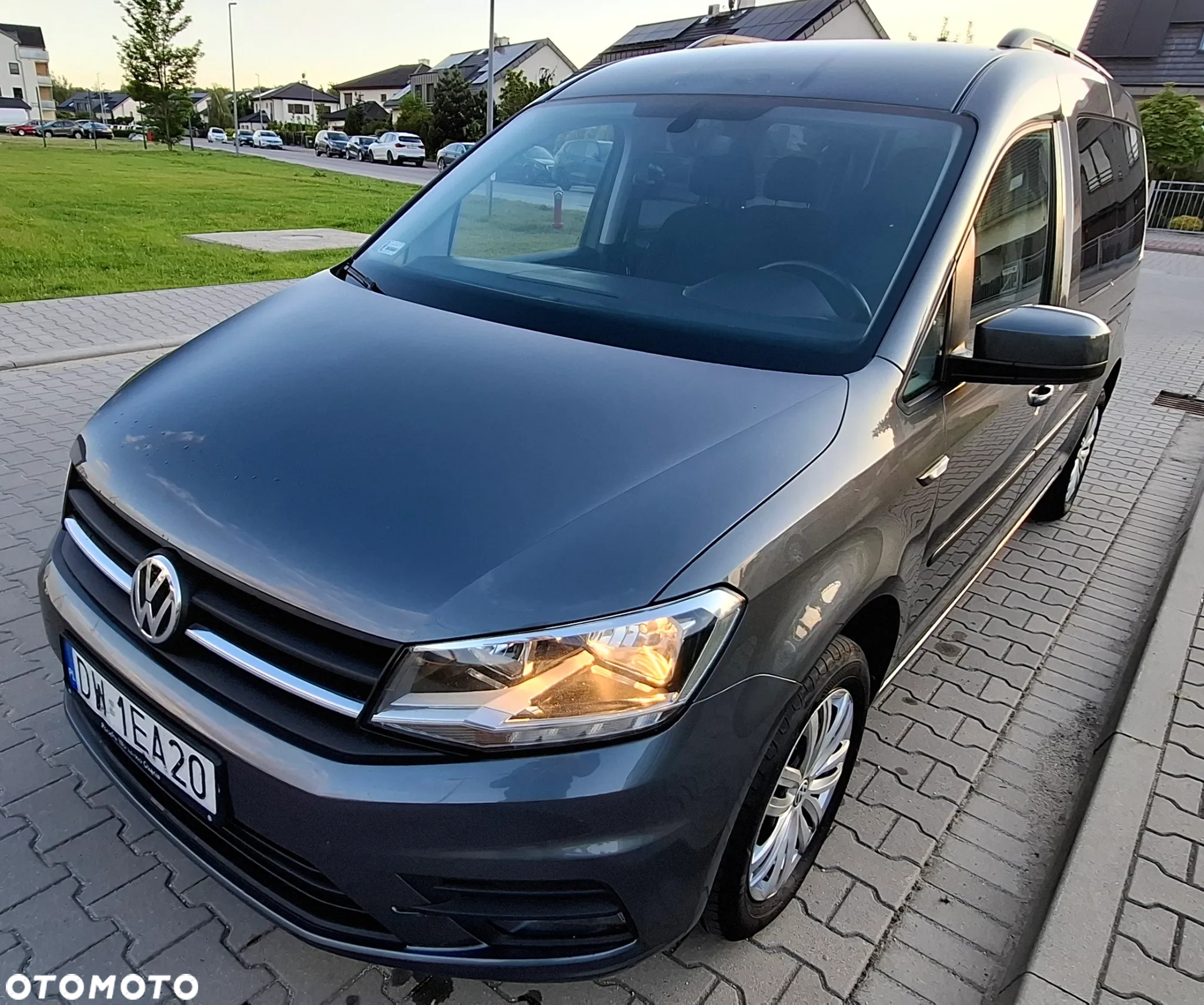 Volkswagen Caddy Maxi 1.4 TSI Trendline DSG - 3