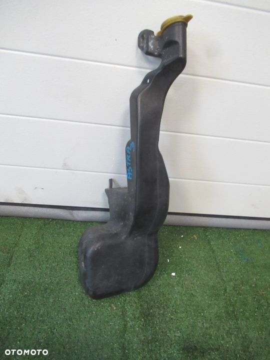 ZBIORNICZEK SPRYSKIWACZY OPEL ASTRA 3 III  2004-