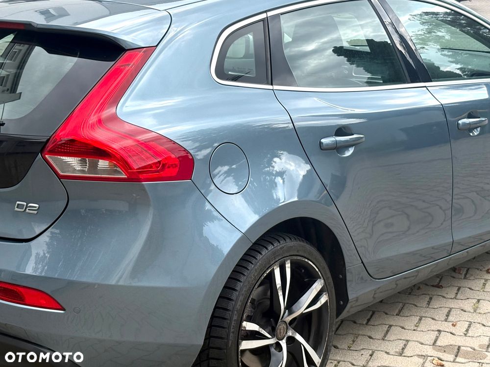 Volvo V40 D2 You - 8