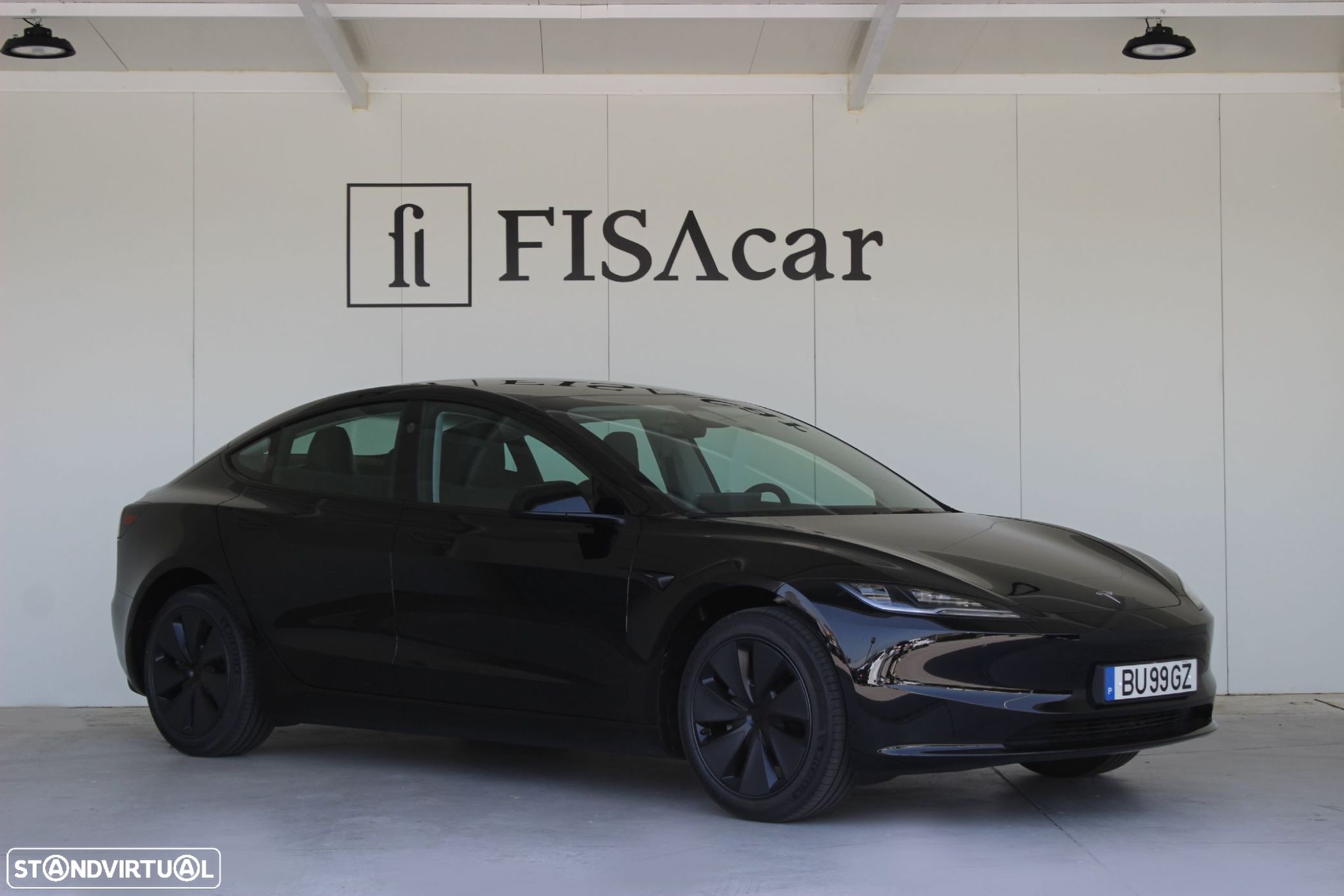 Tesla Model 3 - 1