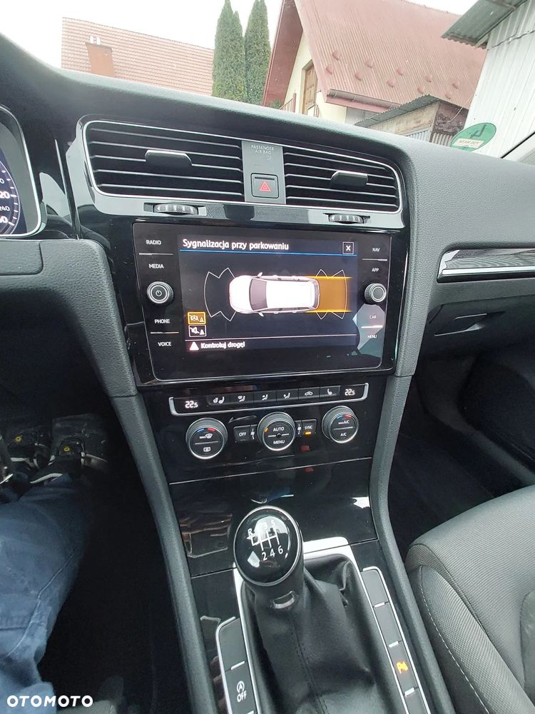 Volkswagen Golf 1.5 TSI ACT OPF BlueMotion Highline - 39