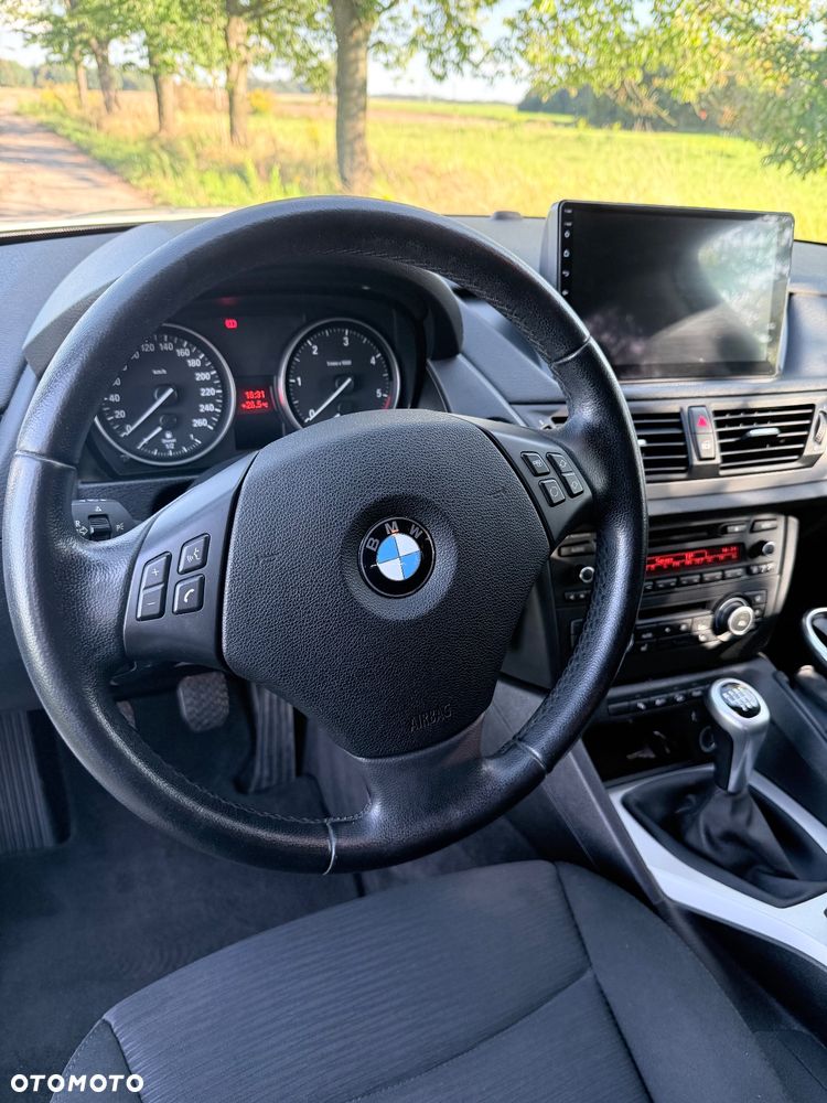 BMW X1 xDrive18d - 17