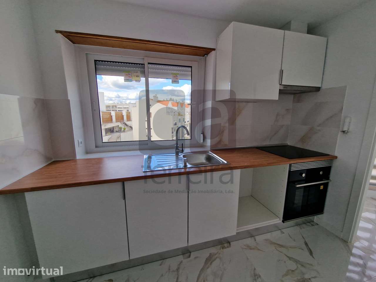 Apartamento T2 todo remodelado junto ao Shopping santarem - Grande imagem: 4/31