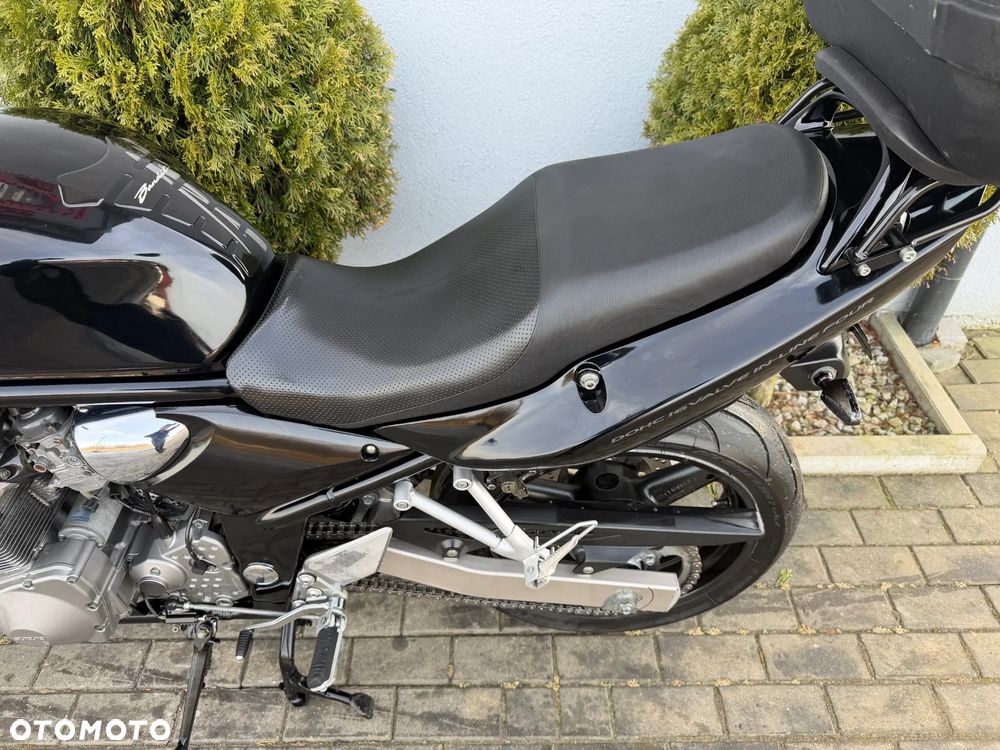 Suzuki Bandit - 27
