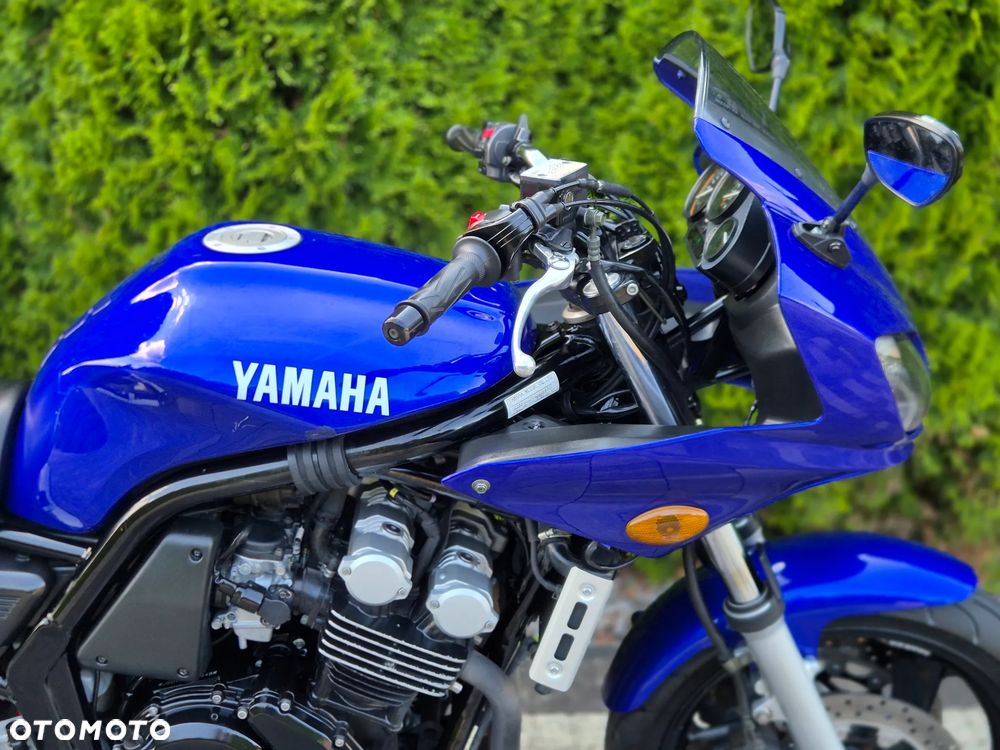 Yamaha FZ6 - 7