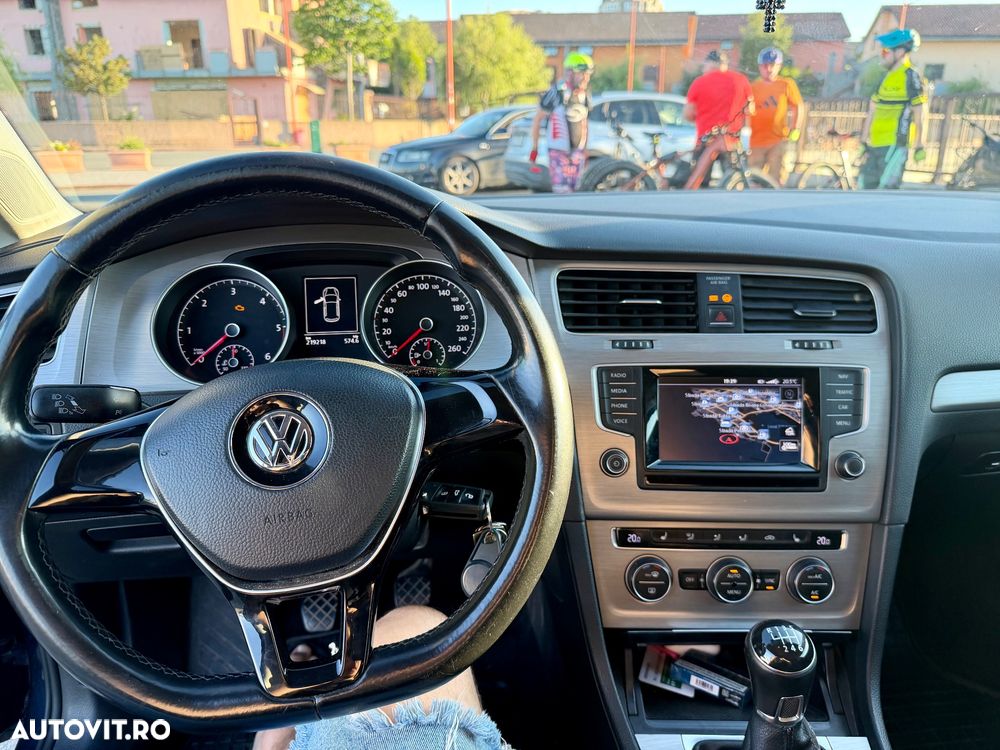 Volkswagen Golf 2.0 TDI DPF BMT Comfortline - 5