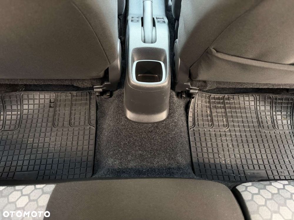 Suzuki SX4 - 31