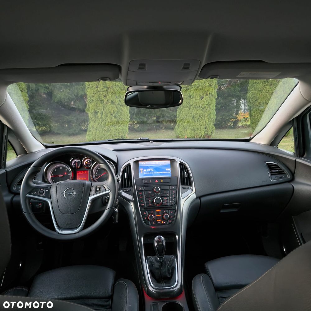 Opel Astra 1.7 CDTI DPF Cosmo - 40