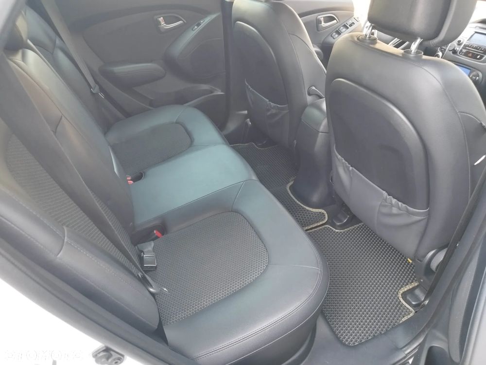 Hyundai ix35 1.6 2WD Fifa World Cup Edition - 22