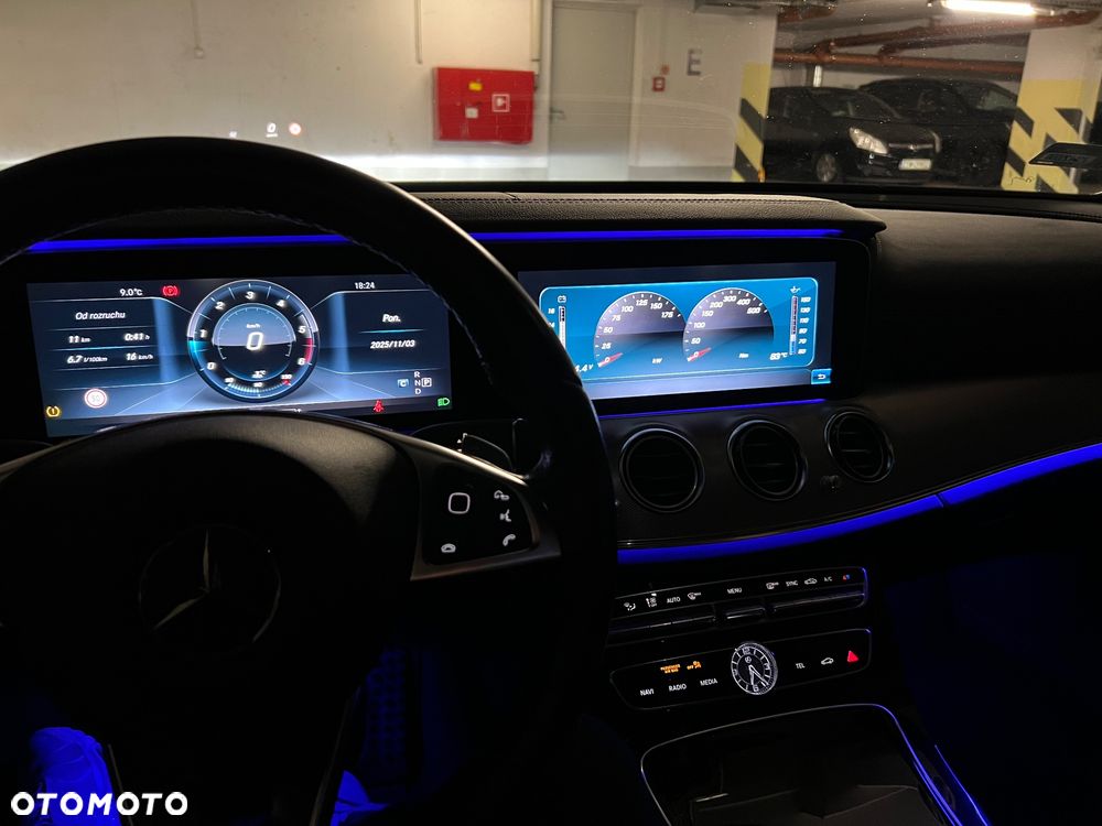 Mercedes-Benz Klasa E 220 d 9G-TRONIC - 20