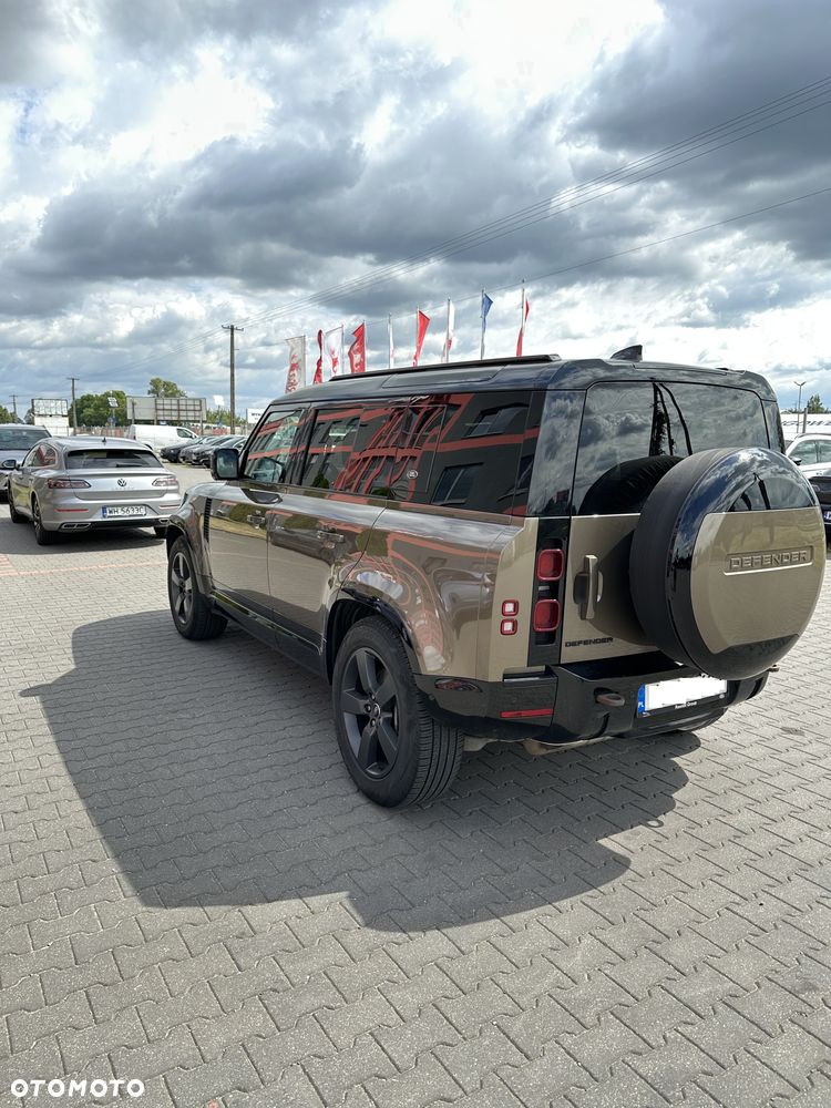 Land Rover Defender 130 P425 X-Dynamic SE - 3