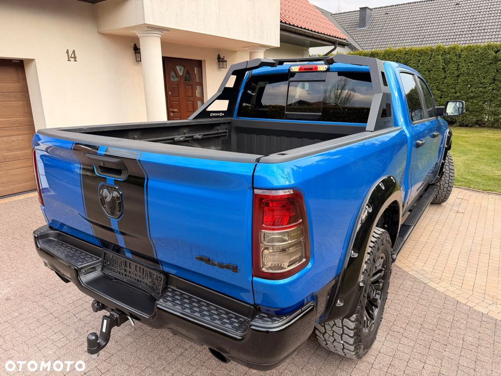 RAM 1500 Crew Cab Shortbed Bighorn - 7