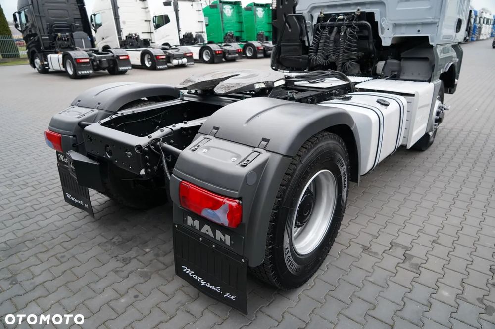 MAN TGX 18.500 / 4x4 / HYDRAULIKA / HYDRODRIVE / NISKA KABINA / OPONY 100% / EURO 6 / - 16