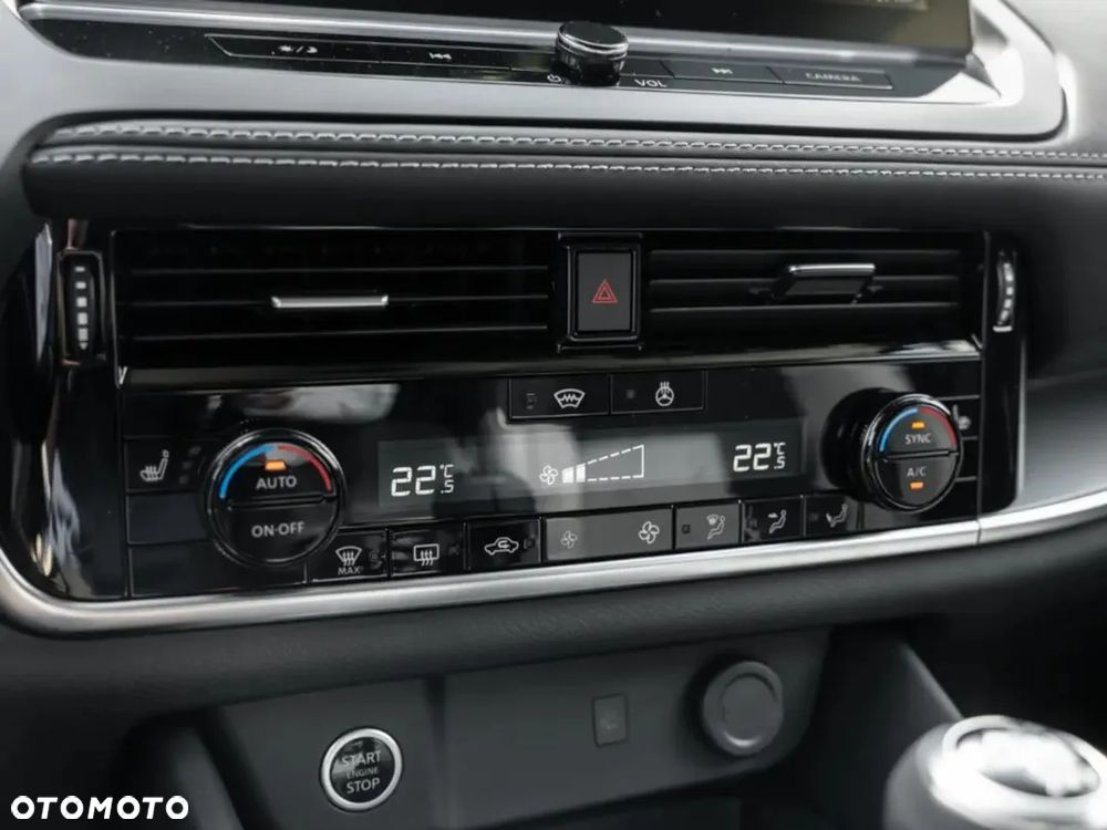 Nissan Qashqai 1.3 DIG-T mHEV N-Connecta - 8