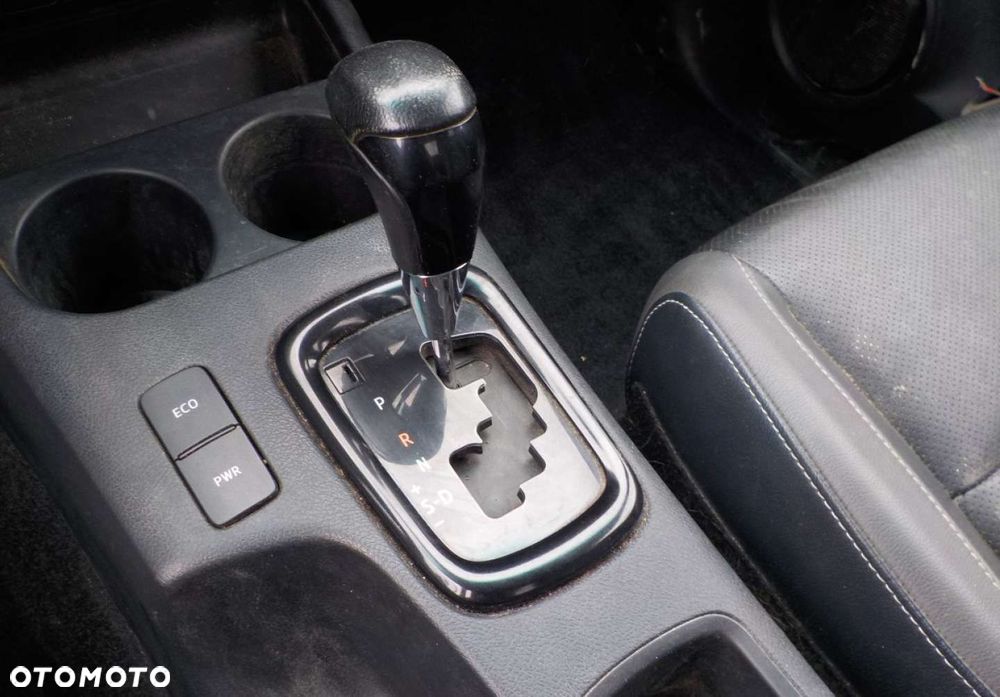 Toyota Hilux - 20