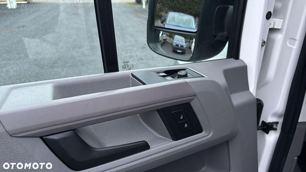 Volkswagen Crafter - 11